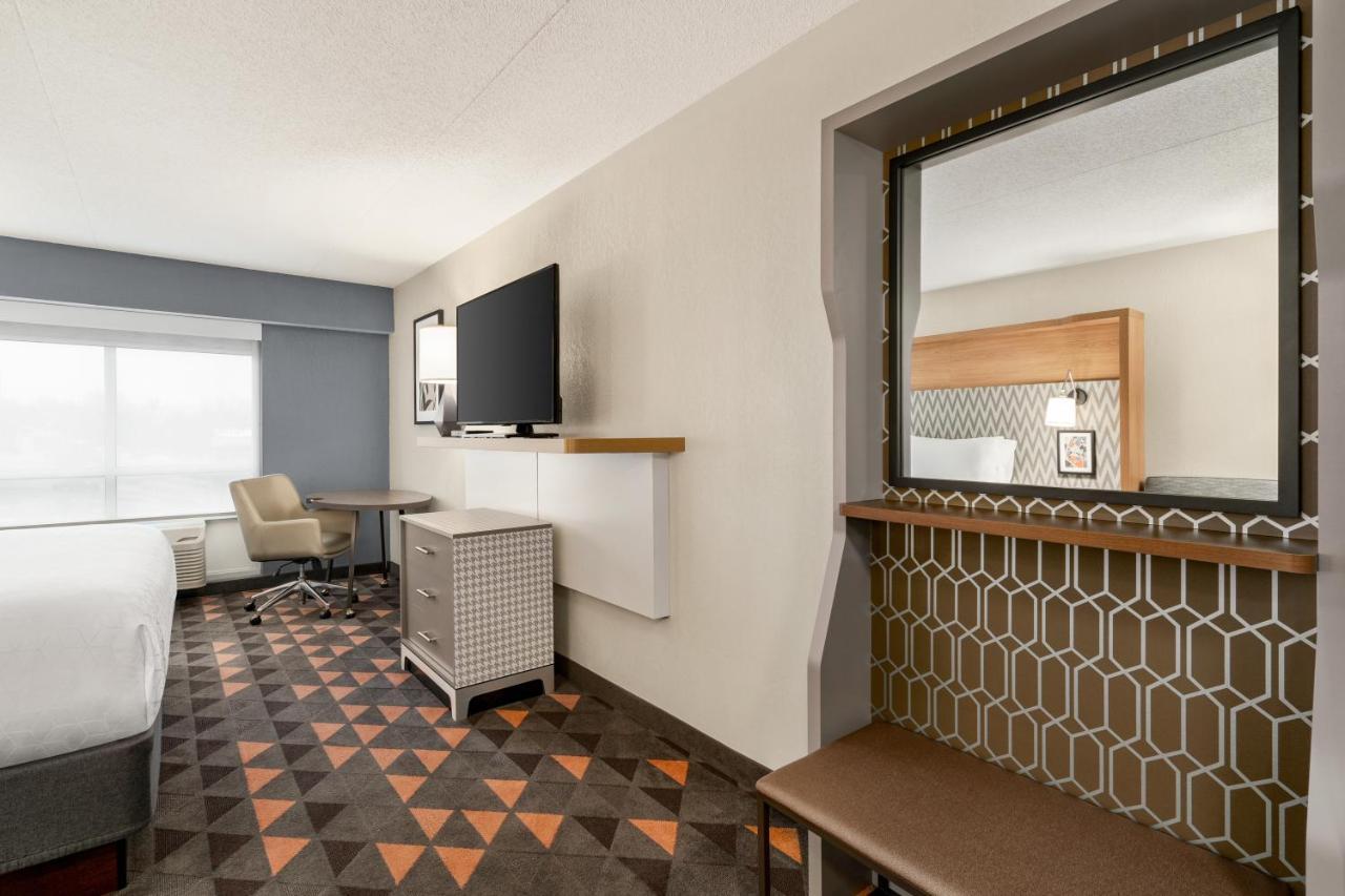 Holiday Inn Florence By Ihg Екстериор снимка